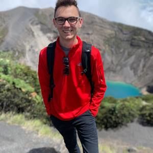 Meet your Posher, Alec